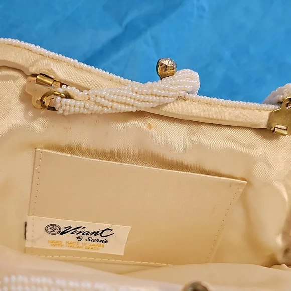 Elegant Cream Beaded Clutch - Picture 10 of 16